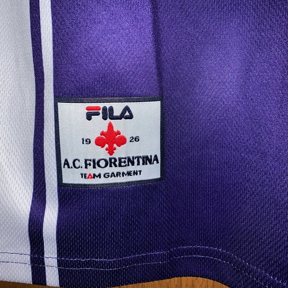 Retro Fiorentina 99/00 Jerseys - Picture 5 of 9